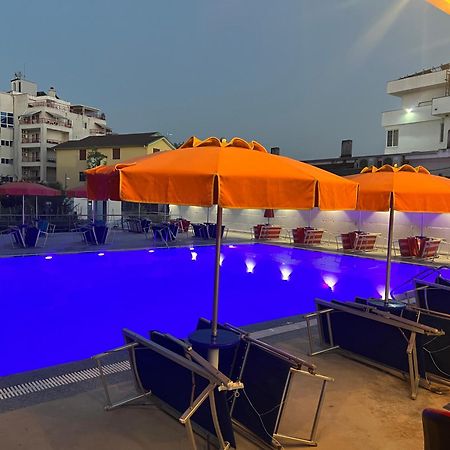 Blue Balcony Hotel Golem  Bagian luar foto